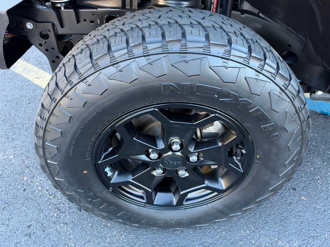 Jeep Gladiator Willys 4x4 2021