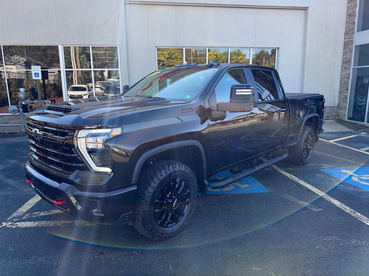 Chevrolet Silverado 2500HD LT Crew Cab 4WD 2026