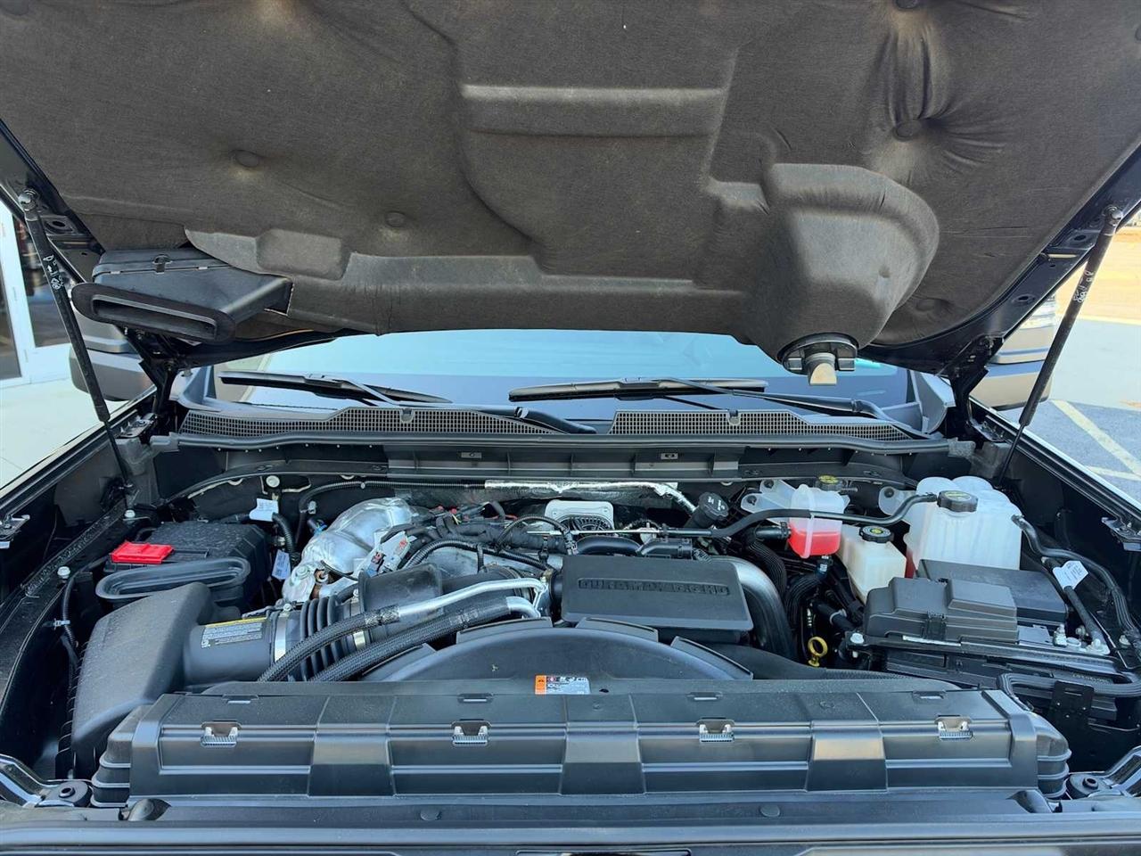 Chevrolet Silverado 2500HD LT Crew Cab 4WD 2026
