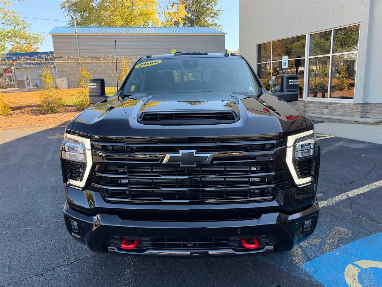 Chevrolet Silverado 2500HD LT Crew Cab 4WD 2026