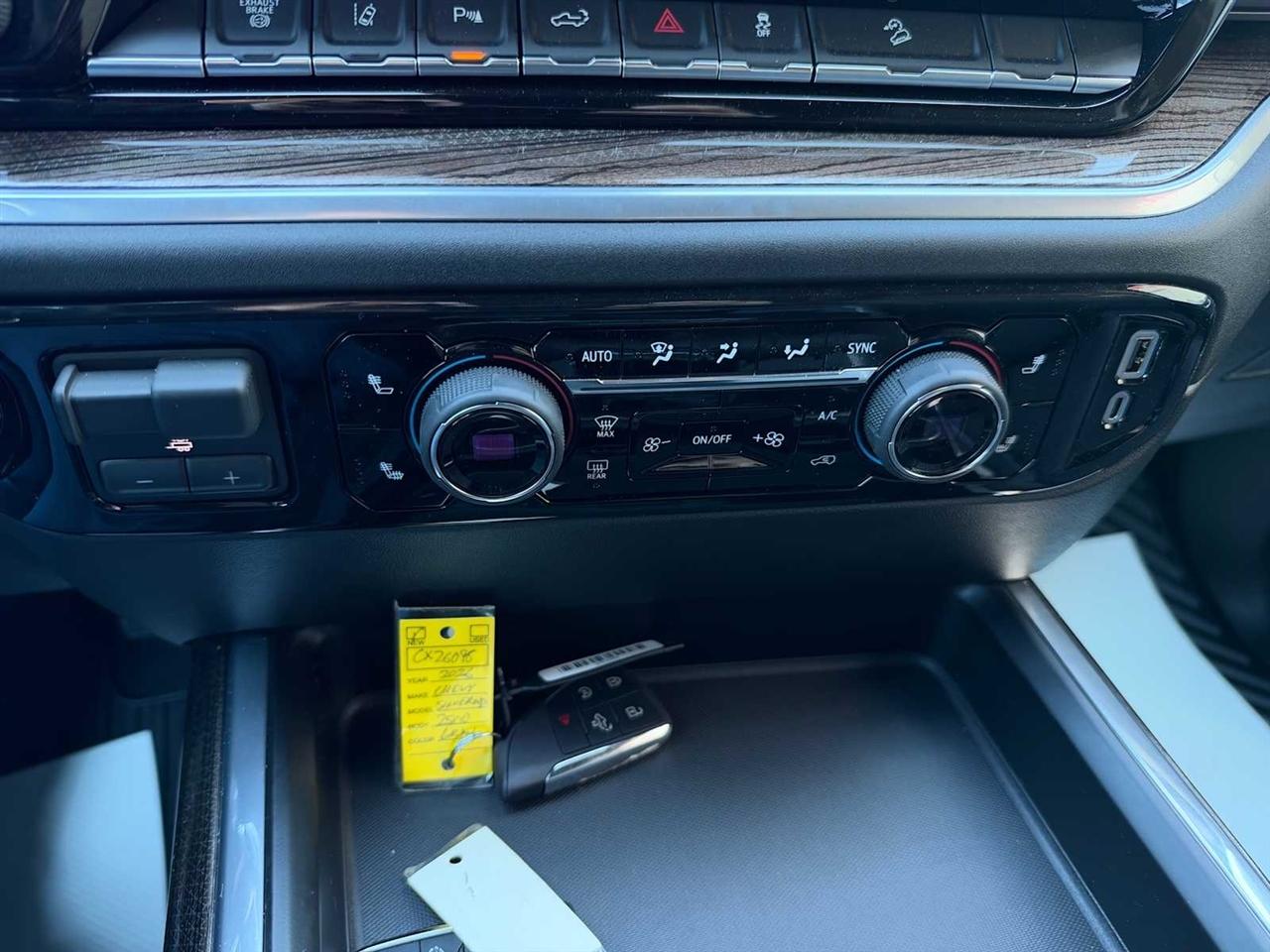 Chevrolet Silverado 2500HD LT Crew Cab 4WD 2026