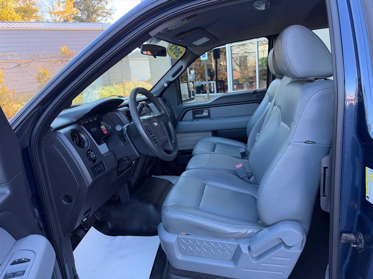 Ford F-150 XL SuperCab 8-ft. Bed 4WD 2013