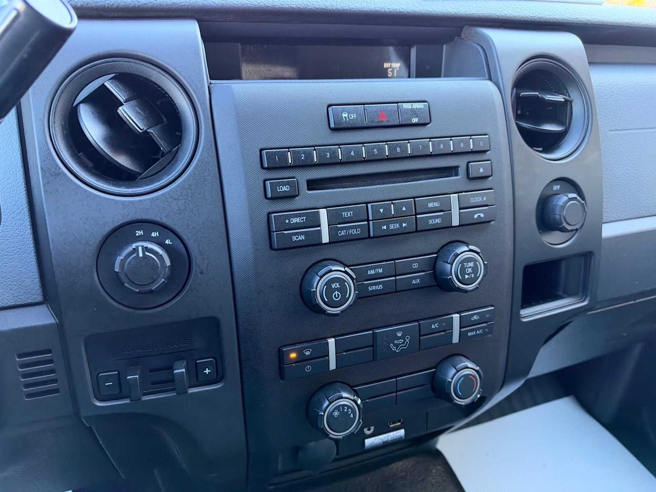 Ford F-150 XL SuperCab 8-ft. Bed 4WD 2013