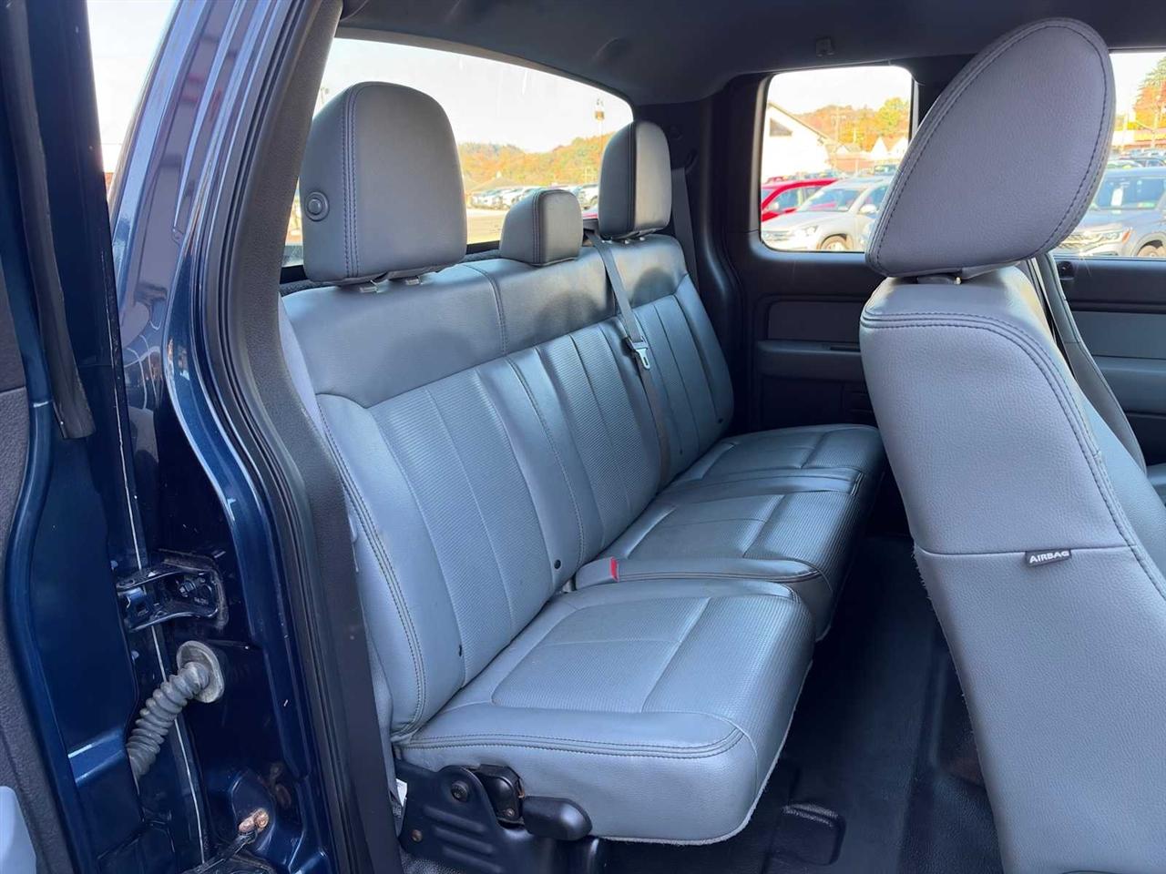 Ford F-150 XL SuperCab 8-ft. Bed 4WD 2013