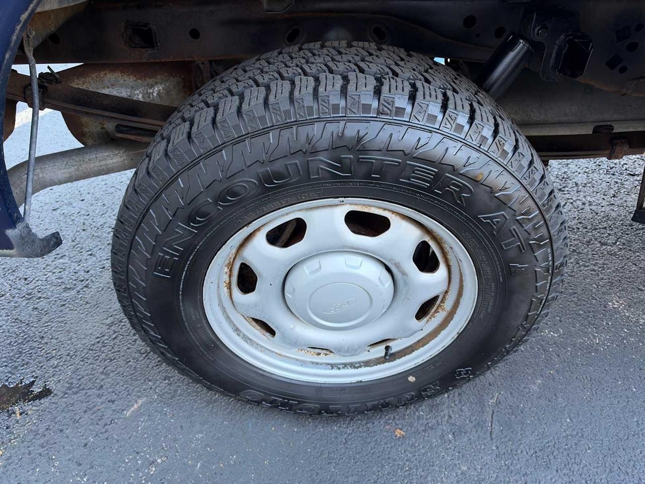Ford F-150 XL SuperCab 8-ft. Bed 4WD 2013