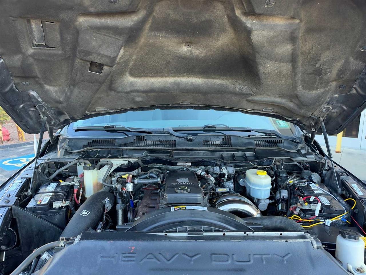 RAM 2500 Tradesman Crew Cab SWB 4WD 2016