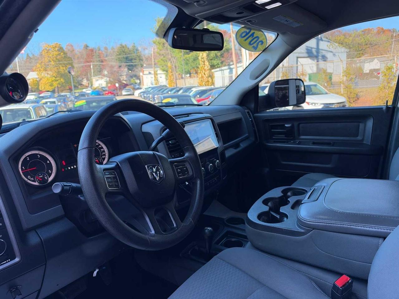 RAM 2500 Tradesman Crew Cab SWB 4WD 2016