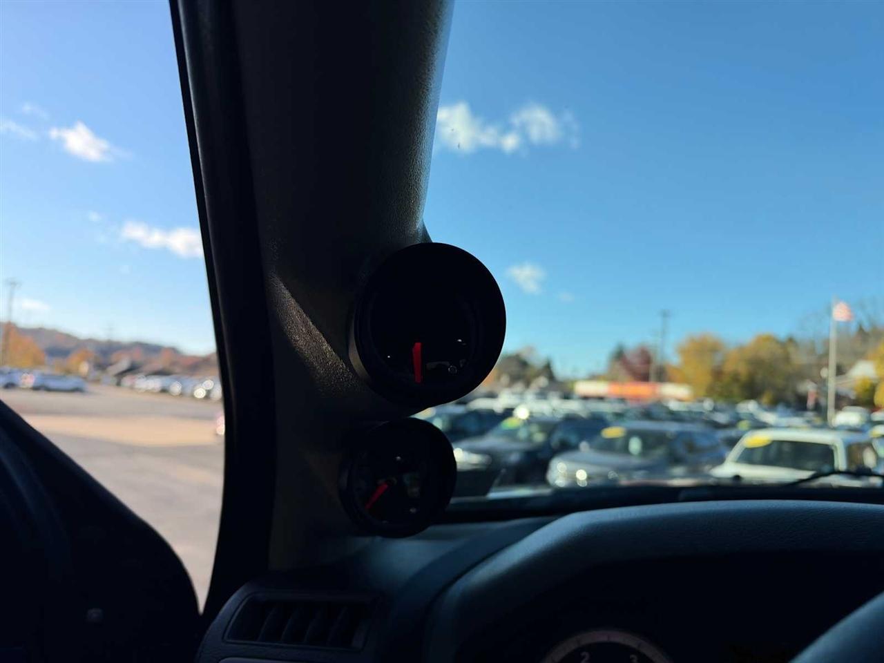 RAM 2500 Tradesman Crew Cab SWB 4WD 2016