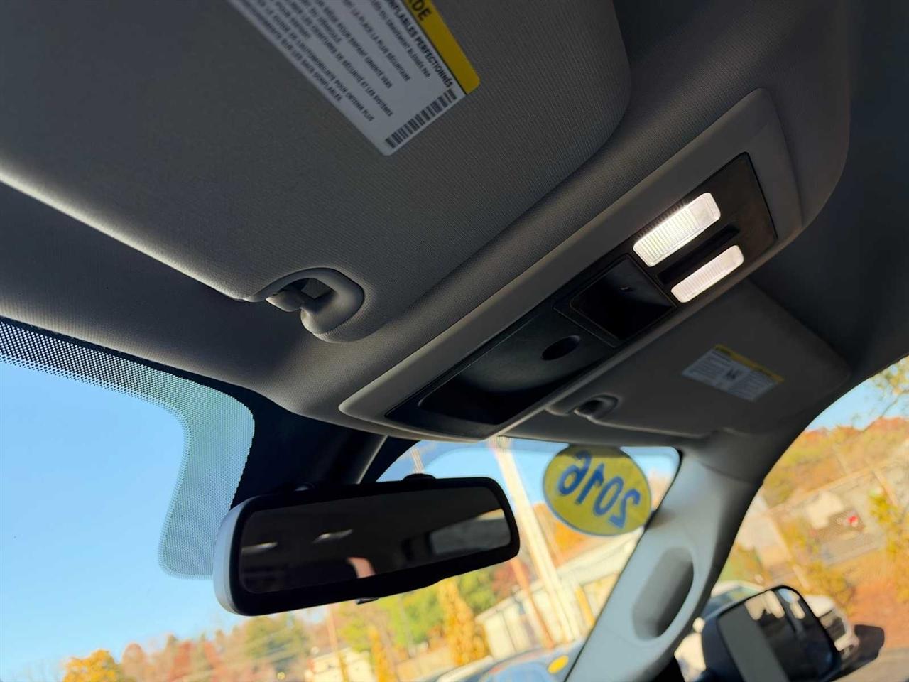RAM 2500 Tradesman Crew Cab SWB 4WD 2016