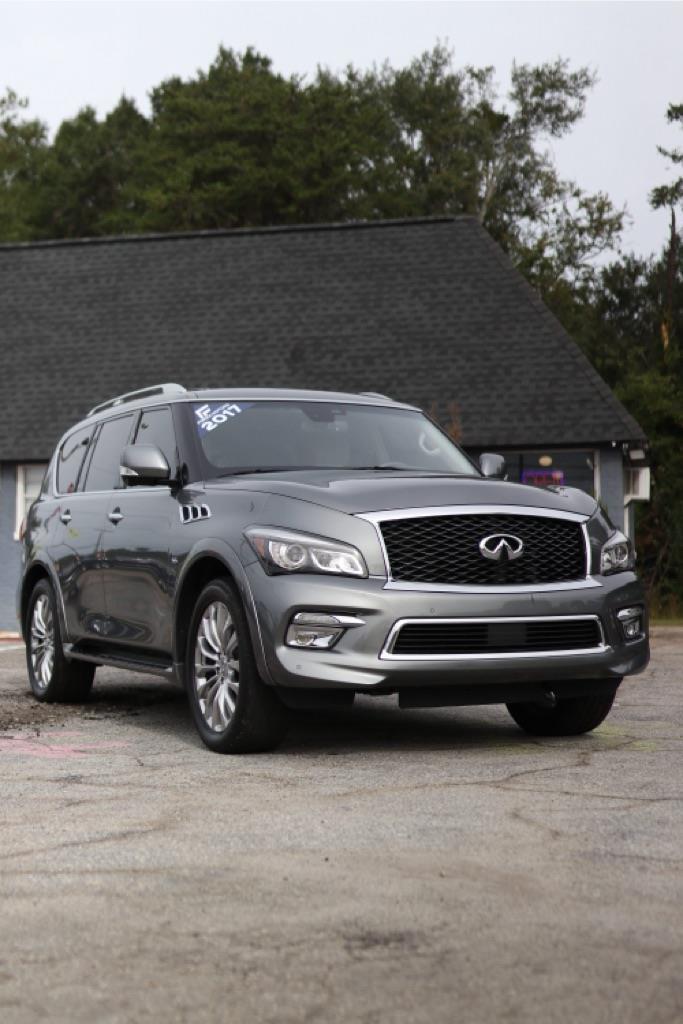 2017 INFINITI QX80