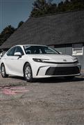 2025 Toyota Camry Hybrid 