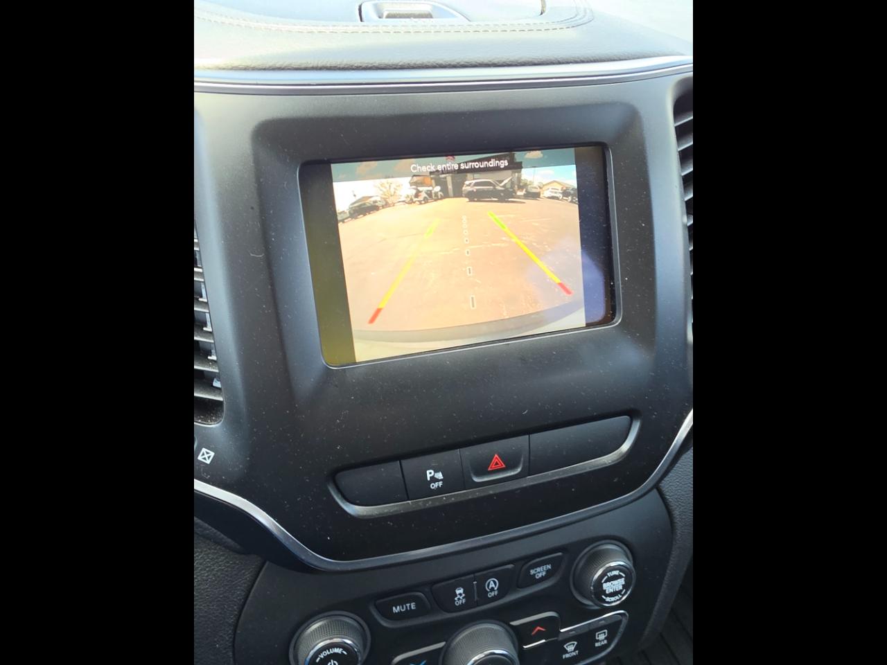 Jeep Cherokee Latitude Plus FWD 2019