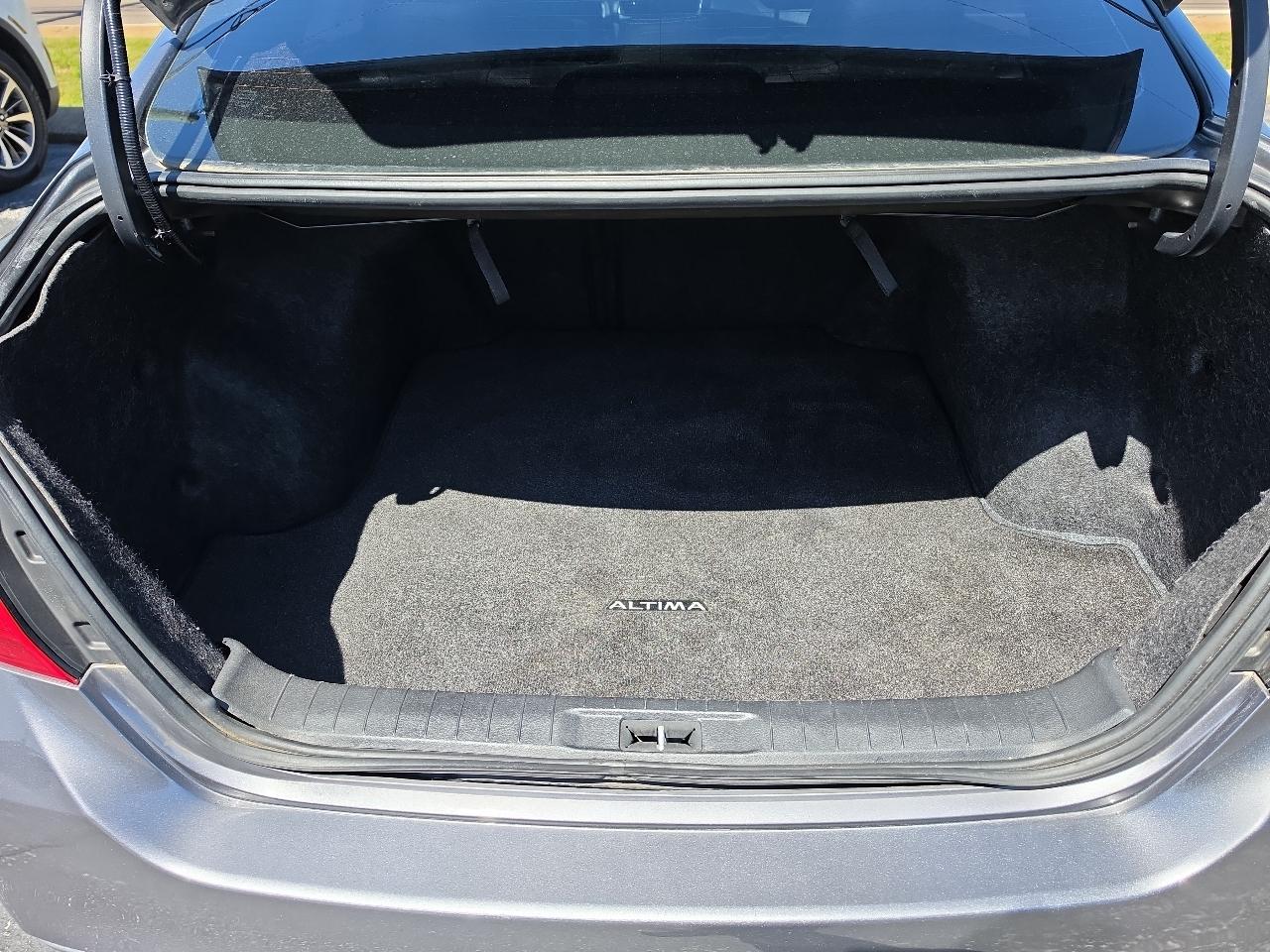 Nissan Altima 2.5 SV 2018