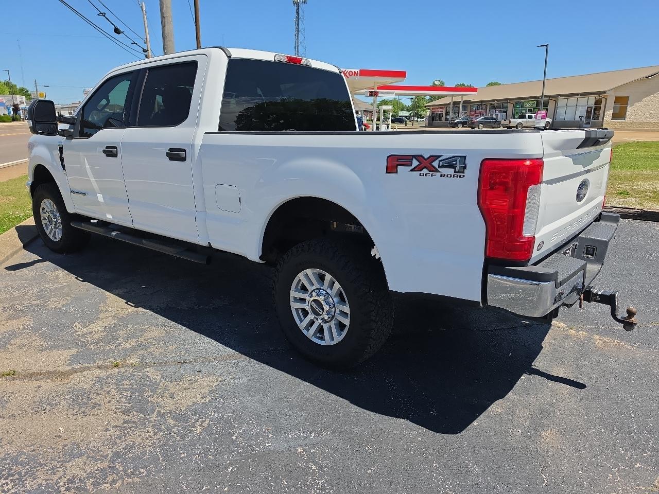 Ford F-250 SD XLT SuperCab Short Bed 4WD 2019