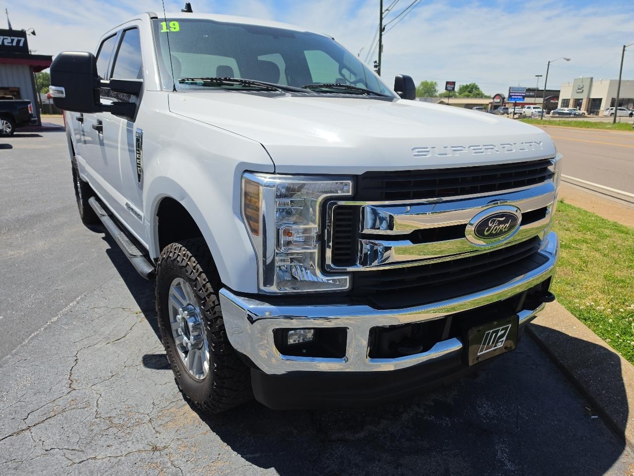 Ford F-250 SD XLT SuperCab Short Bed 4WD 2019