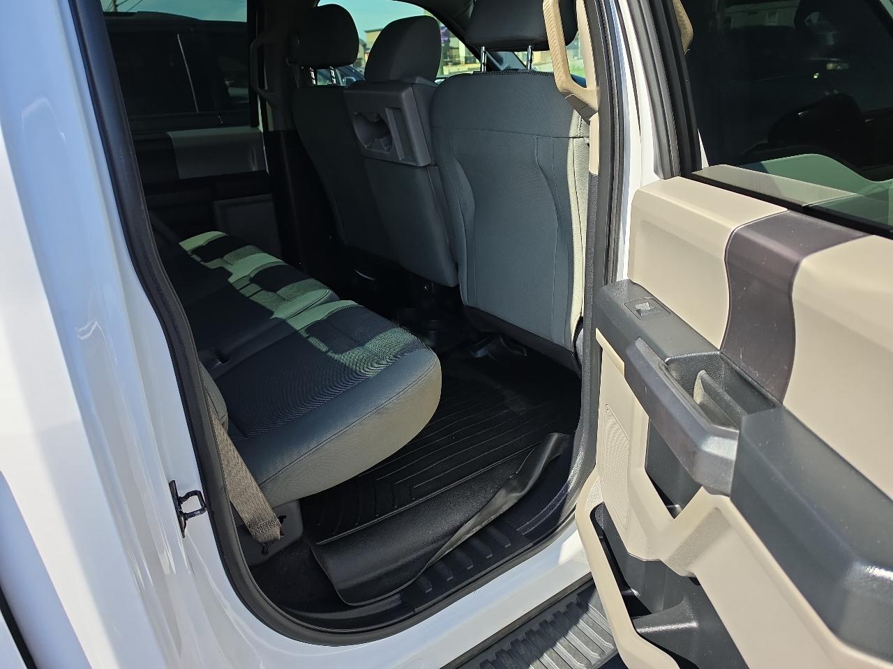 Ford F-150 2WD SuperCab 145" FX2 Sport 2016