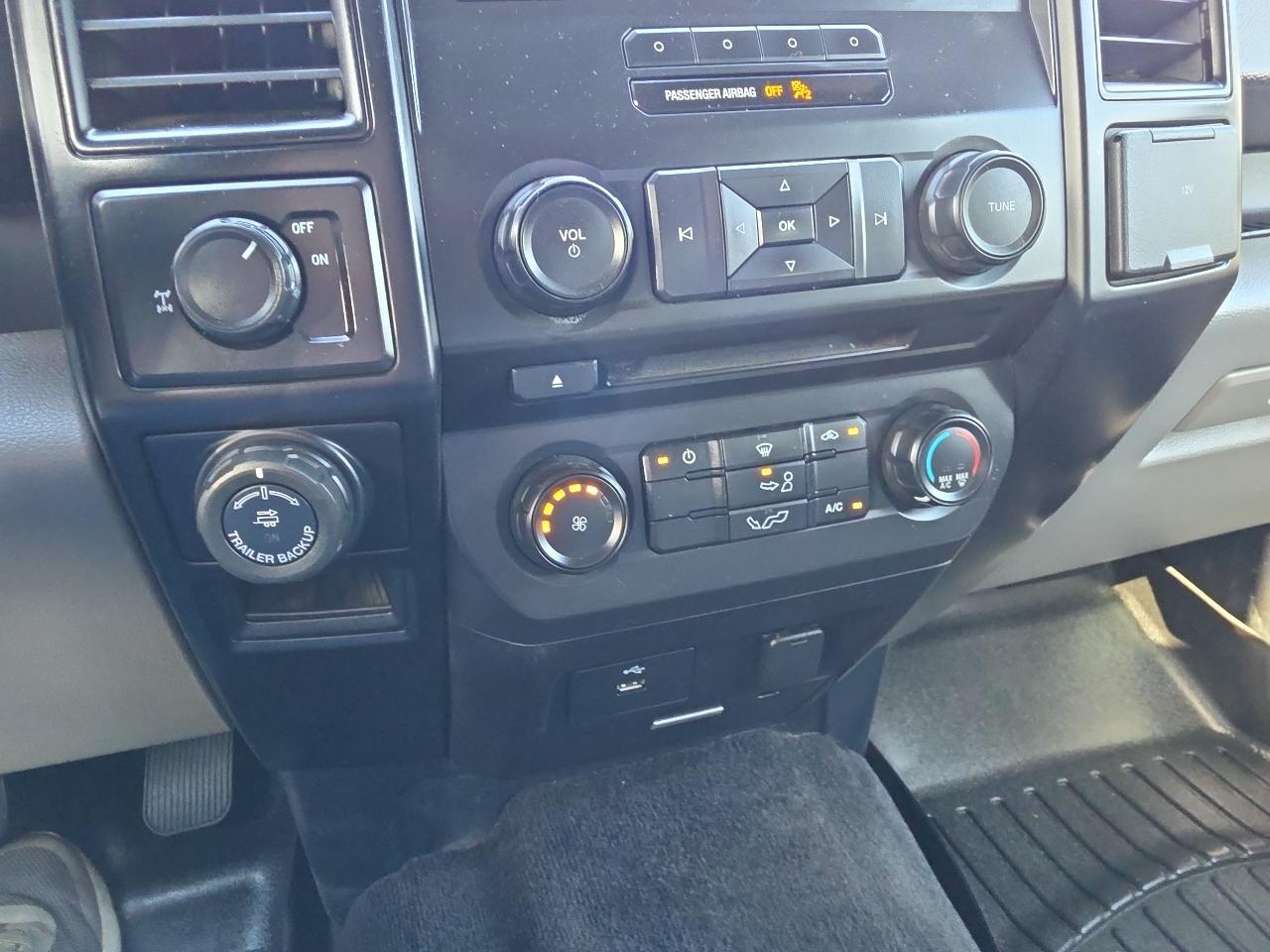 Ford F-150 2WD SuperCab 145" FX2 Sport 2016