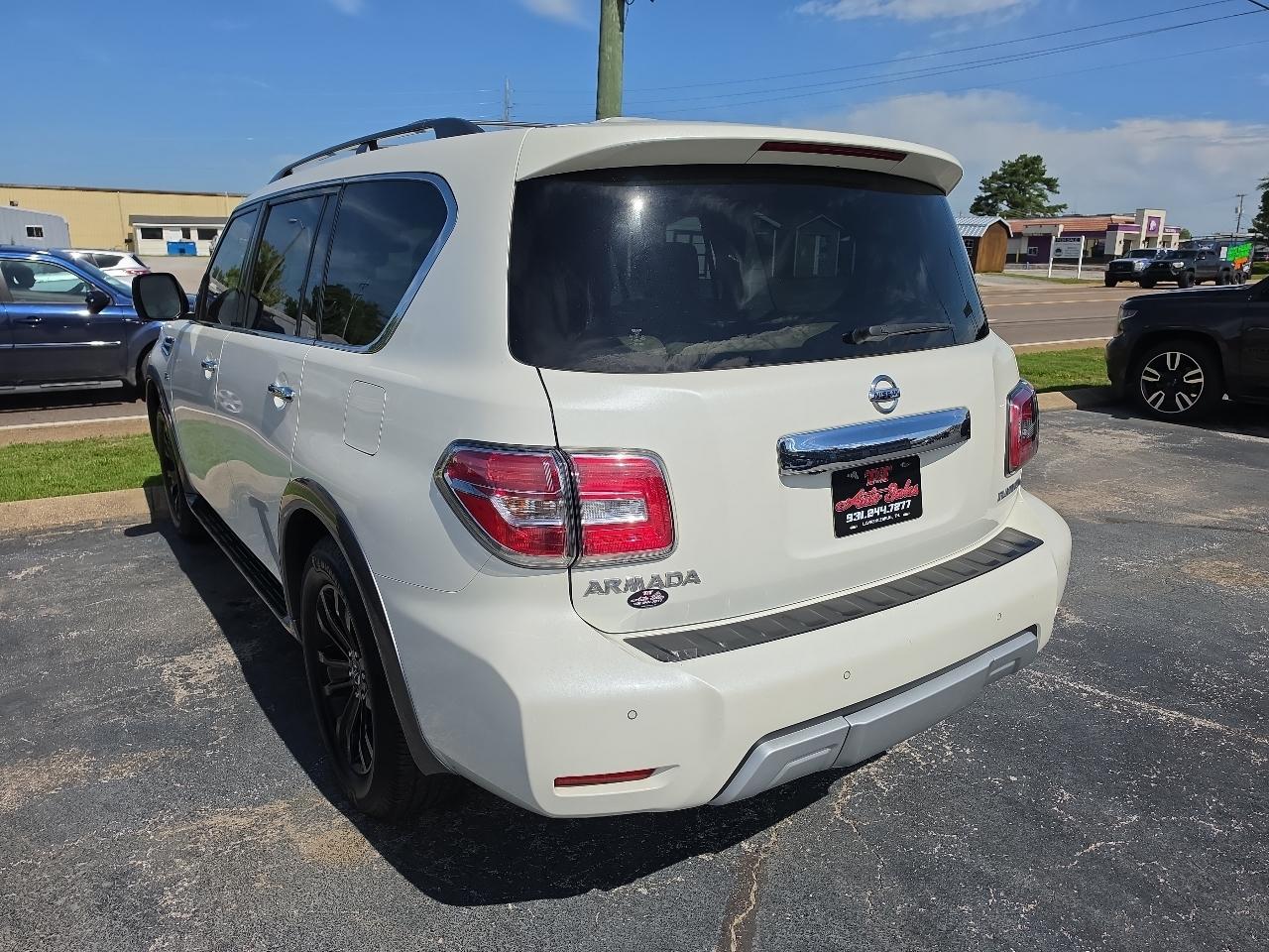 Nissan Armada Platinum 2WD 2017