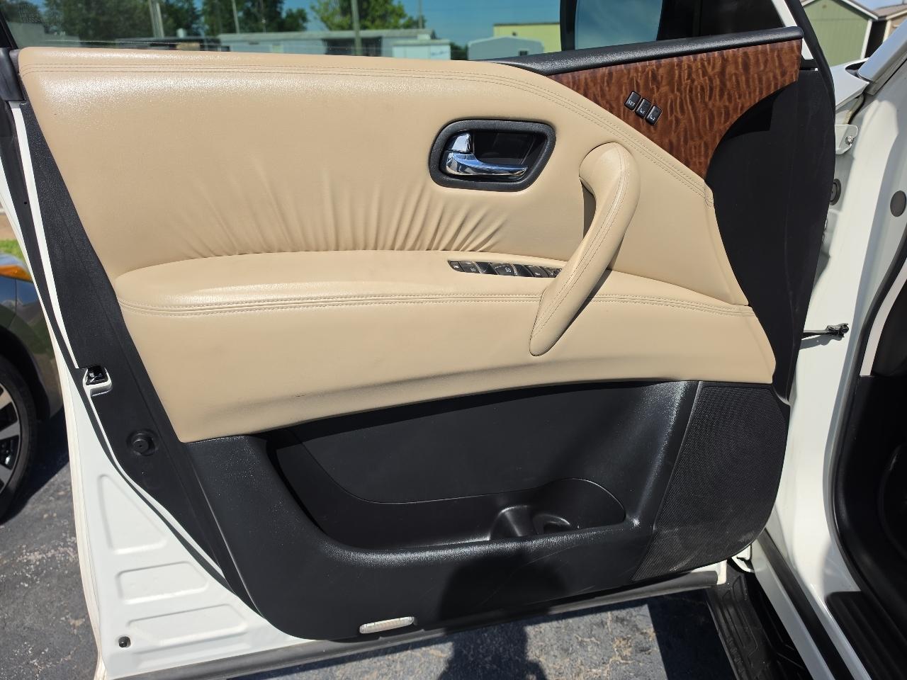 Nissan Armada Platinum 2WD 2017