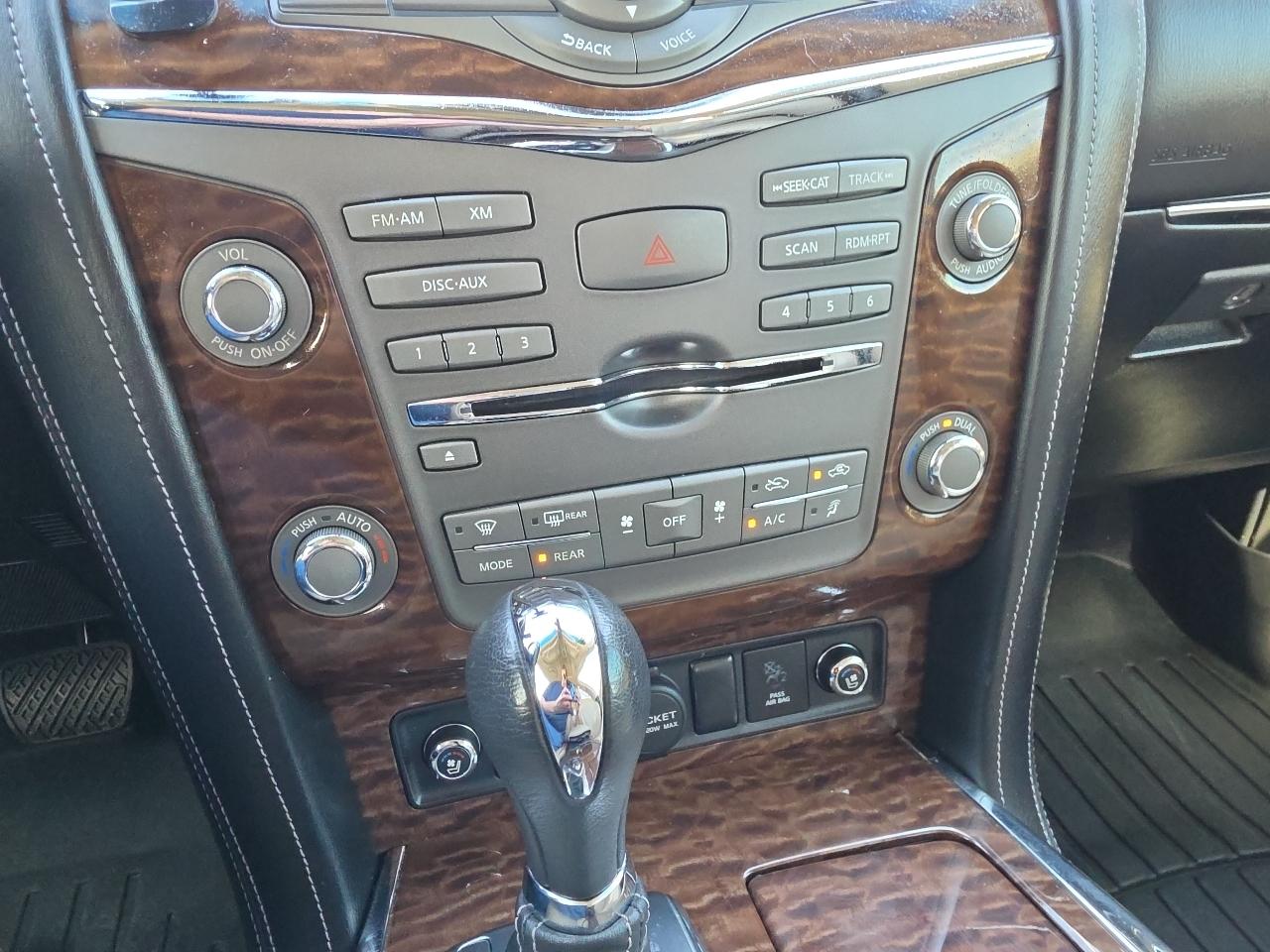 Nissan Armada Platinum 2WD 2017