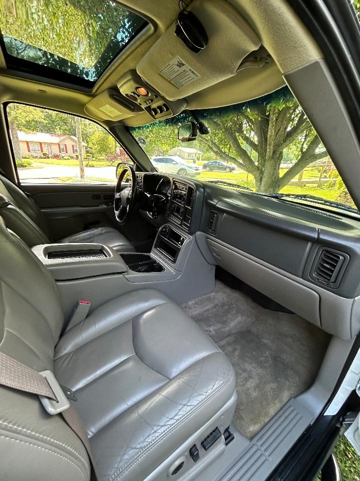 Chevrolet Tahoe 4WD 2005
