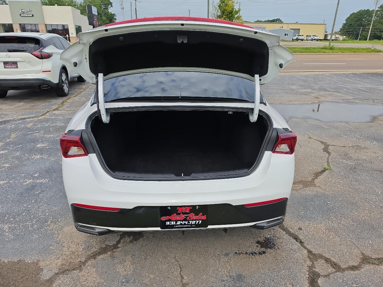 Kia K5 LXS 2021