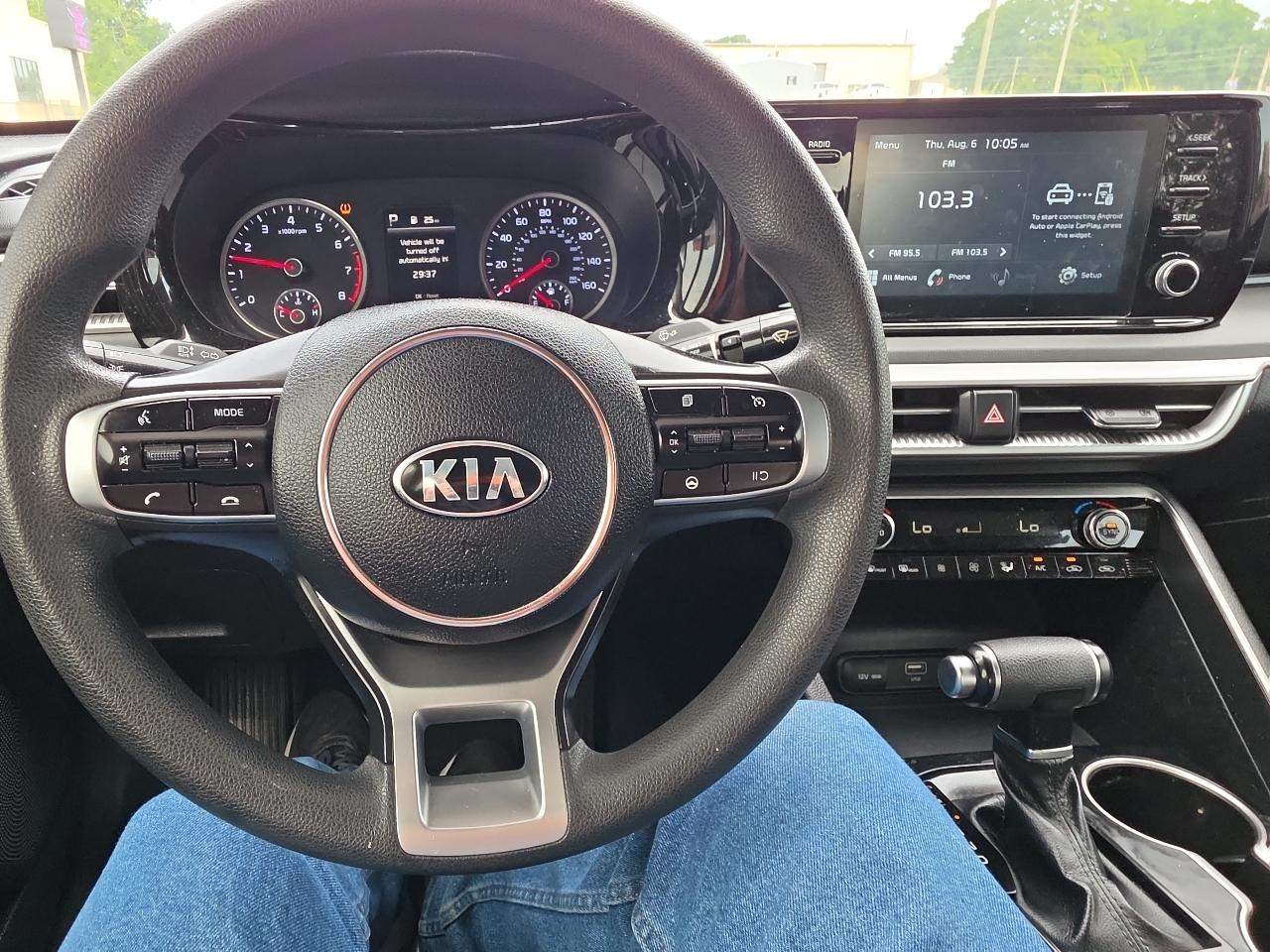 Kia K5 LXS 2021