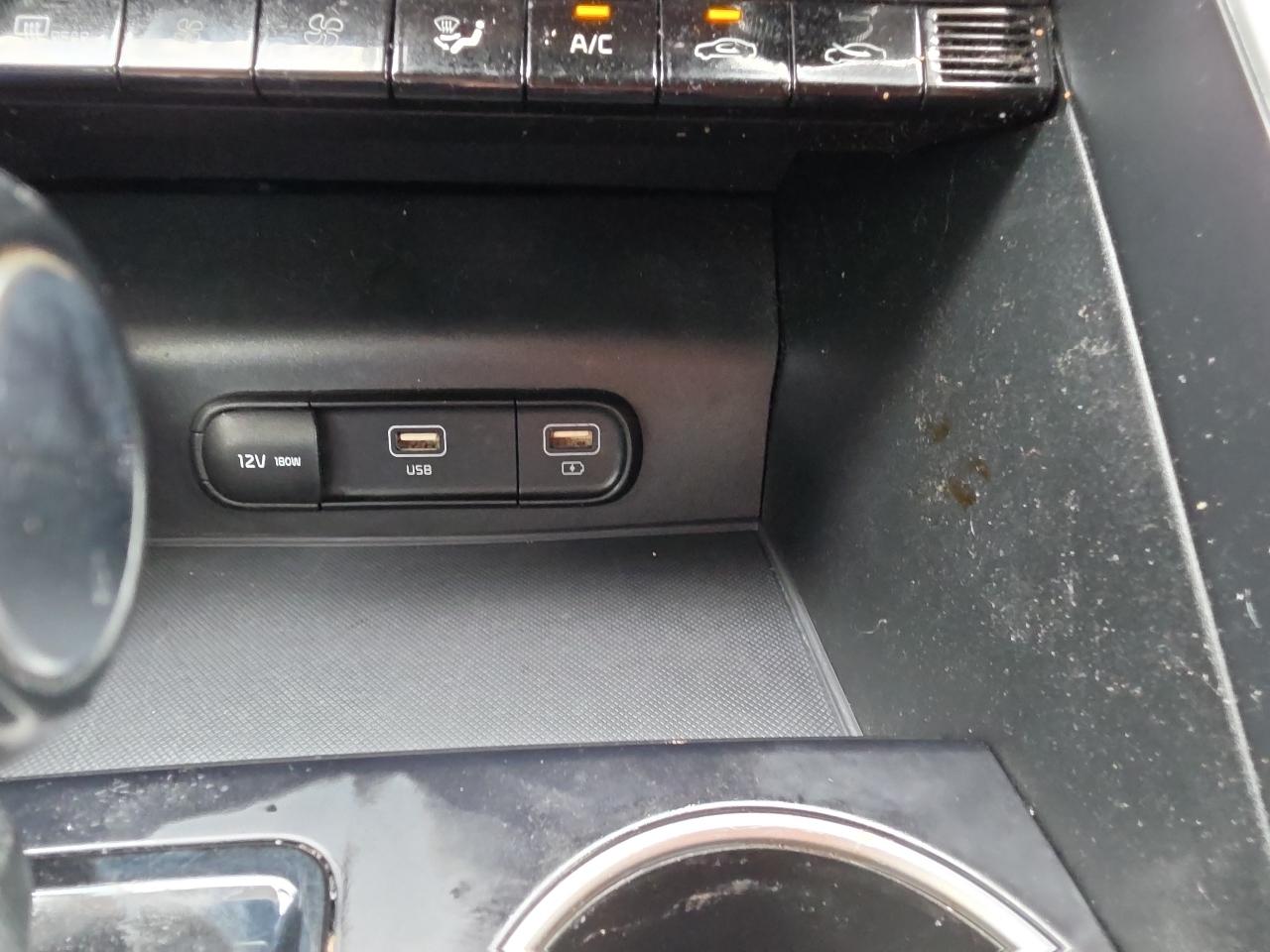 Kia K5 LXS 2021