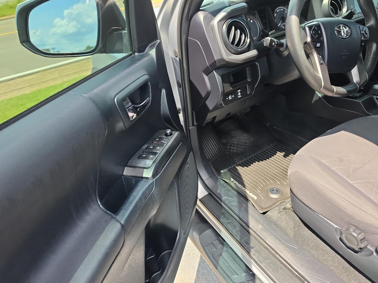 Toyota Tacoma  2016