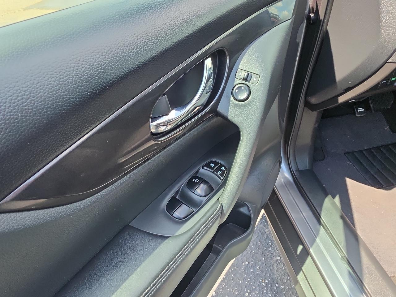 Nissan Rogue S 2WD 2018