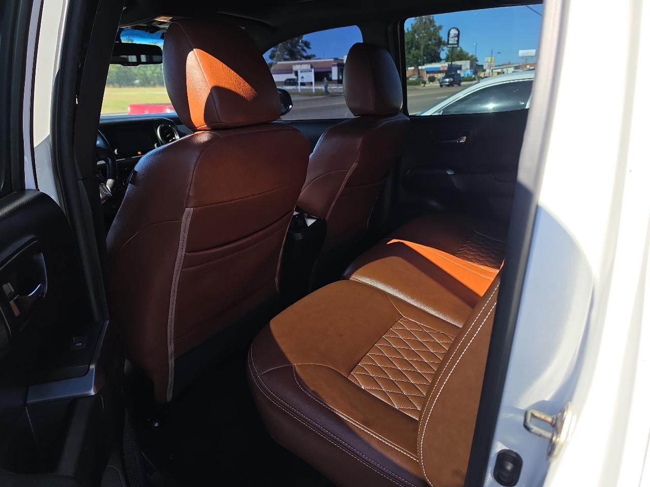 Toyota Tacoma SR5 Double Cab Long Bed V6 6AT 4WD 2016