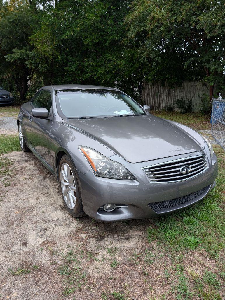 2013 INFINITI G Convertible