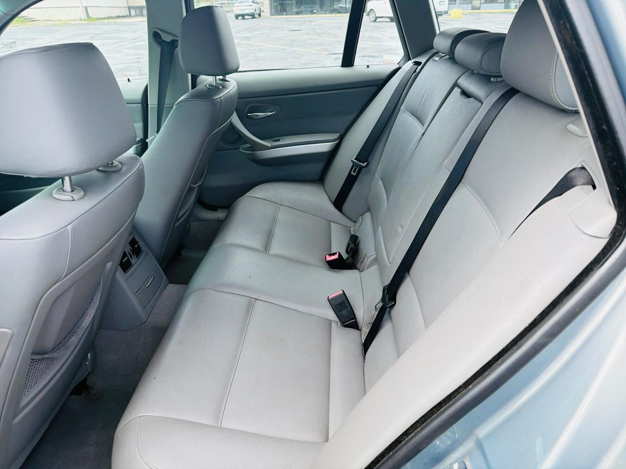 BMW 3-Series Sport Wagon 328i 2007