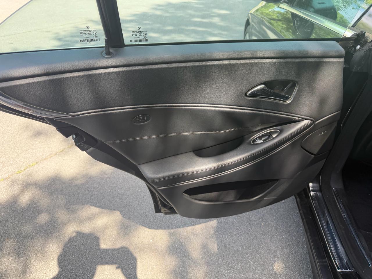 Mercedes-Benz CLS-Class CLS550 4-Door Coupe 2007