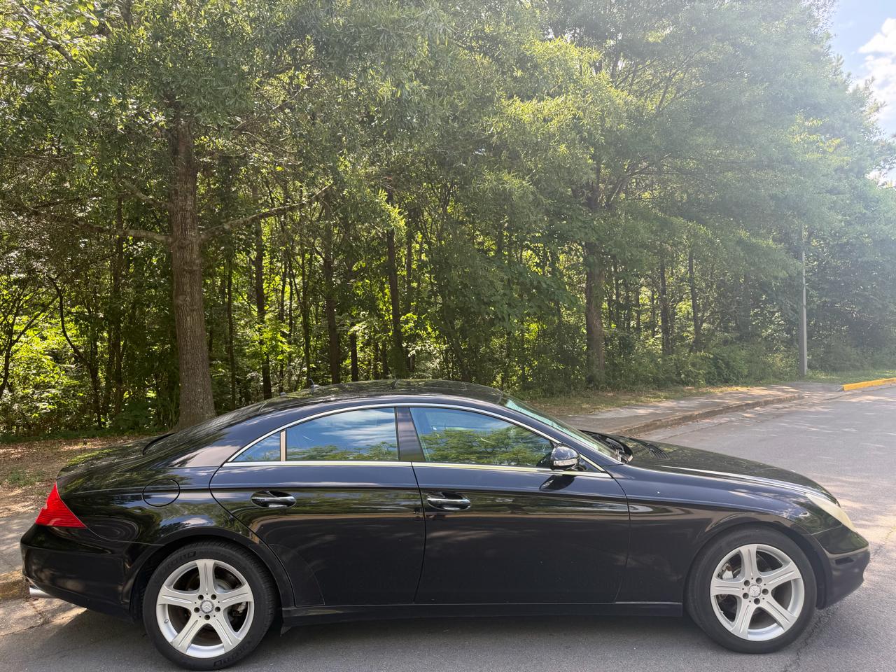 Mercedes-Benz CLS-Class CLS550 4-Door Coupe 2007