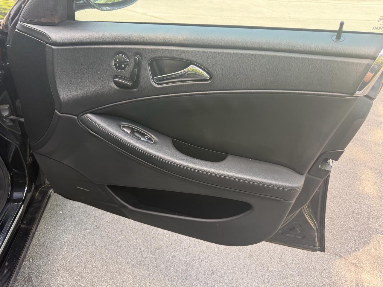 Mercedes-Benz CLS-Class CLS550 4-Door Coupe 2007