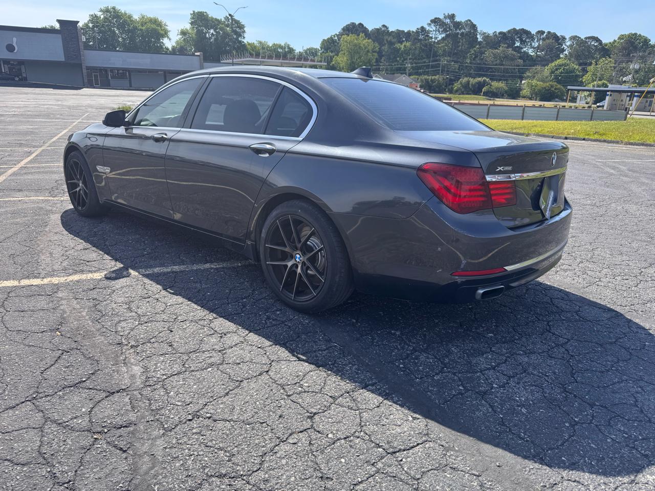 BMW 750Li xDrive Base 2013