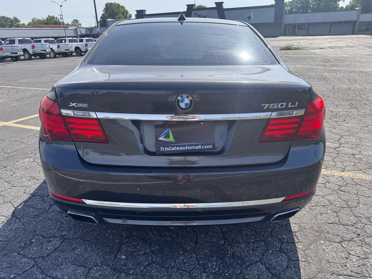 BMW 750Li xDrive Base 2013