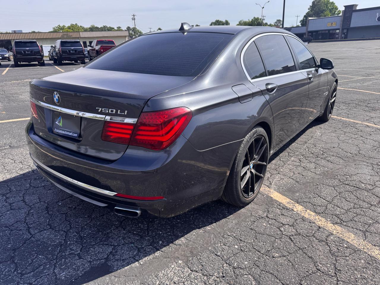 BMW 750Li xDrive Base 2013