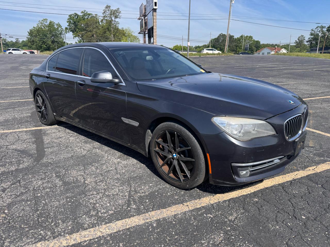 BMW 750Li xDrive Base 2013