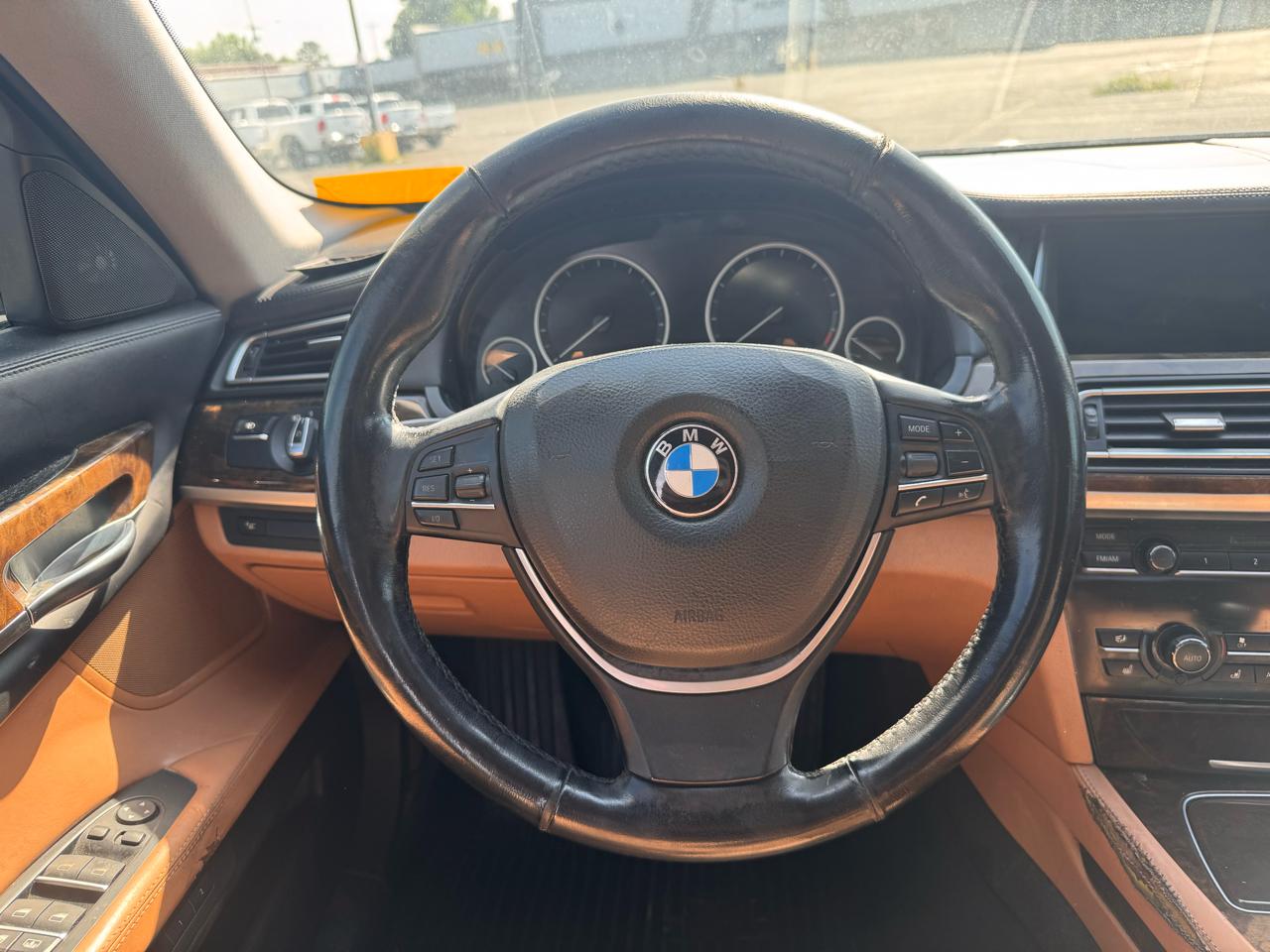 BMW 750Li xDrive Base 2013