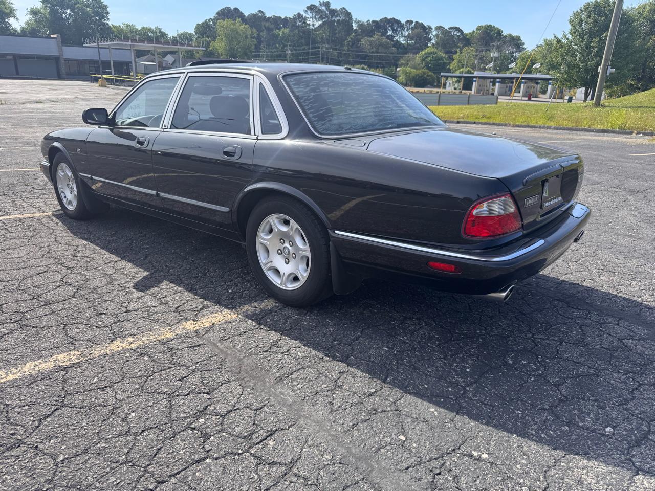 Jaguar XJ Sedan XJR 2000
