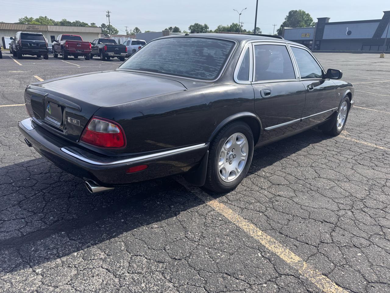 Jaguar XJ Sedan XJR 2000