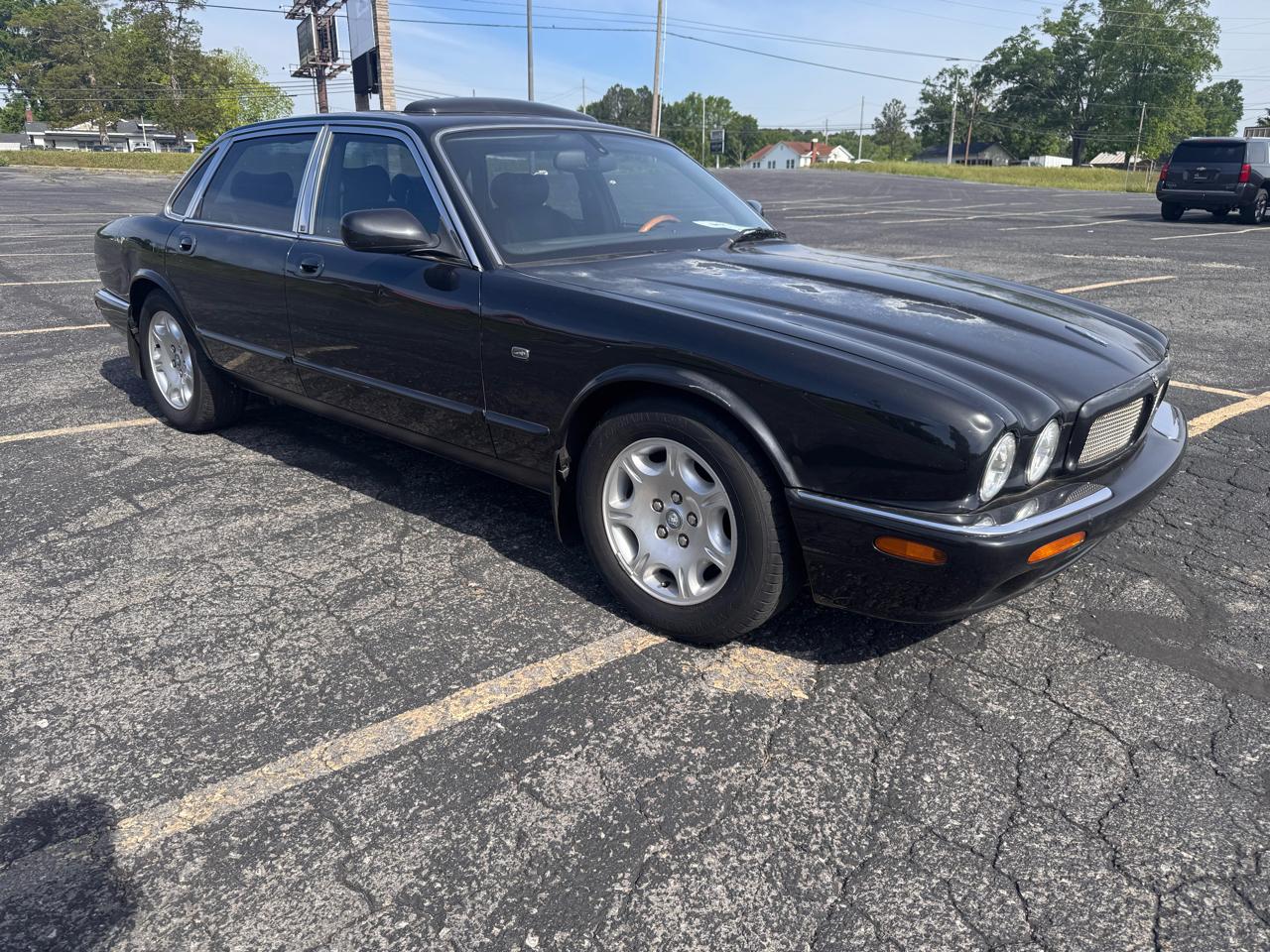 Jaguar XJ Sedan XJR 2000