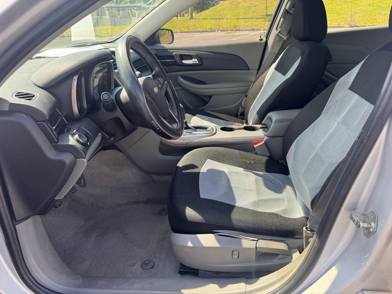 Chevrolet Malibu LS 2013