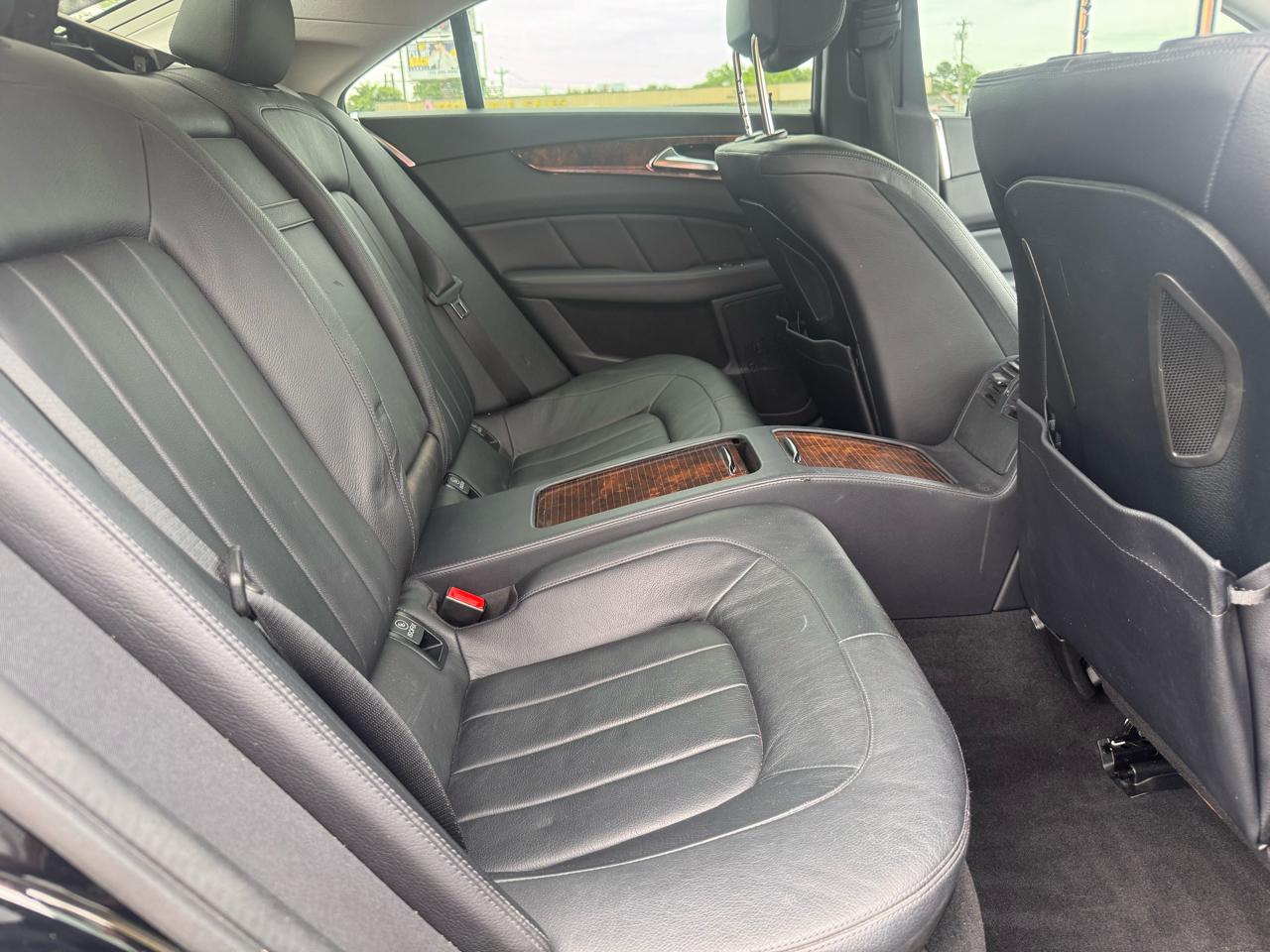 Mercedes-Benz CLS-Class CLS550 4MATIC 2014