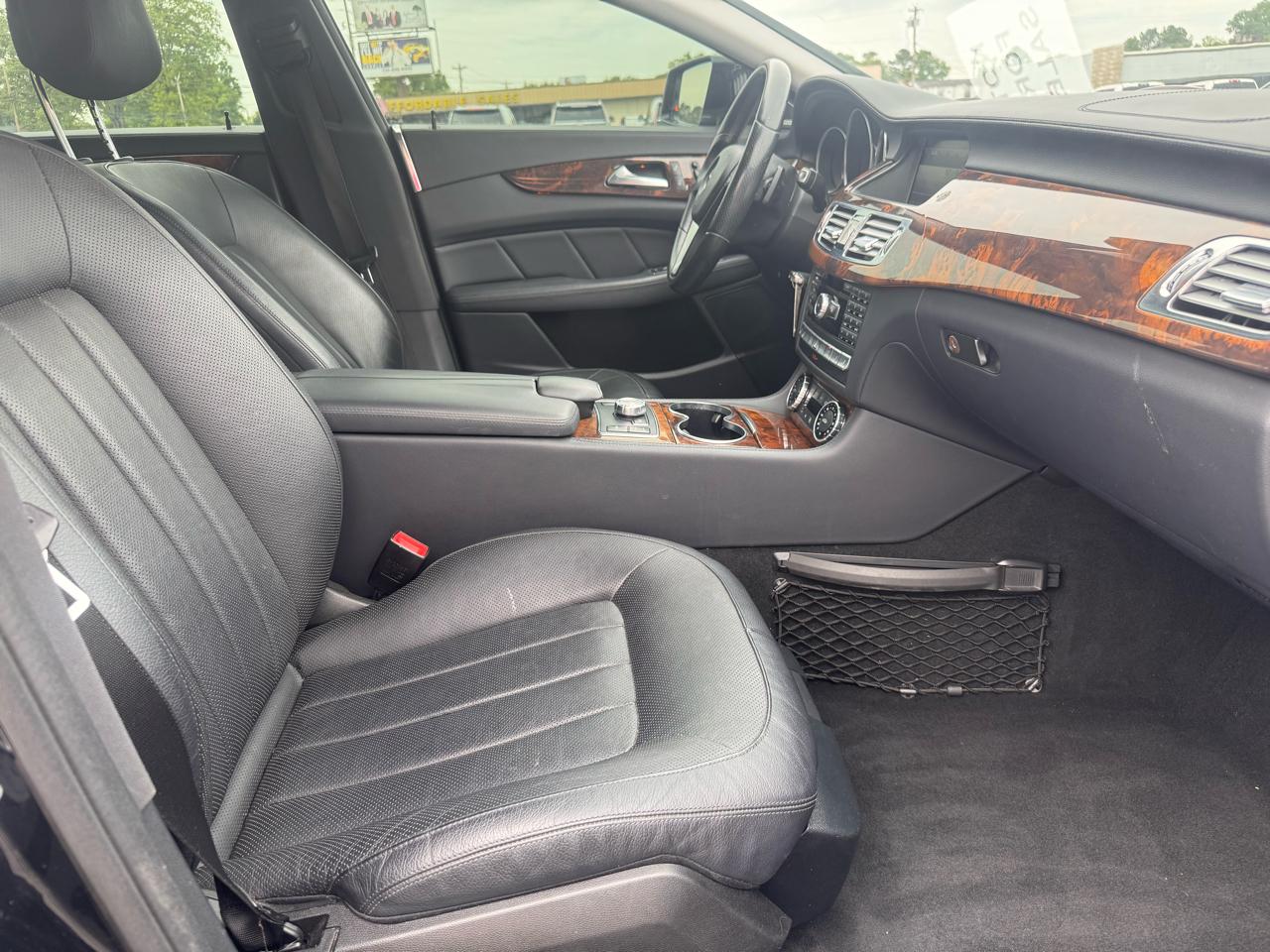 Mercedes-Benz CLS-Class CLS550 4MATIC 2014