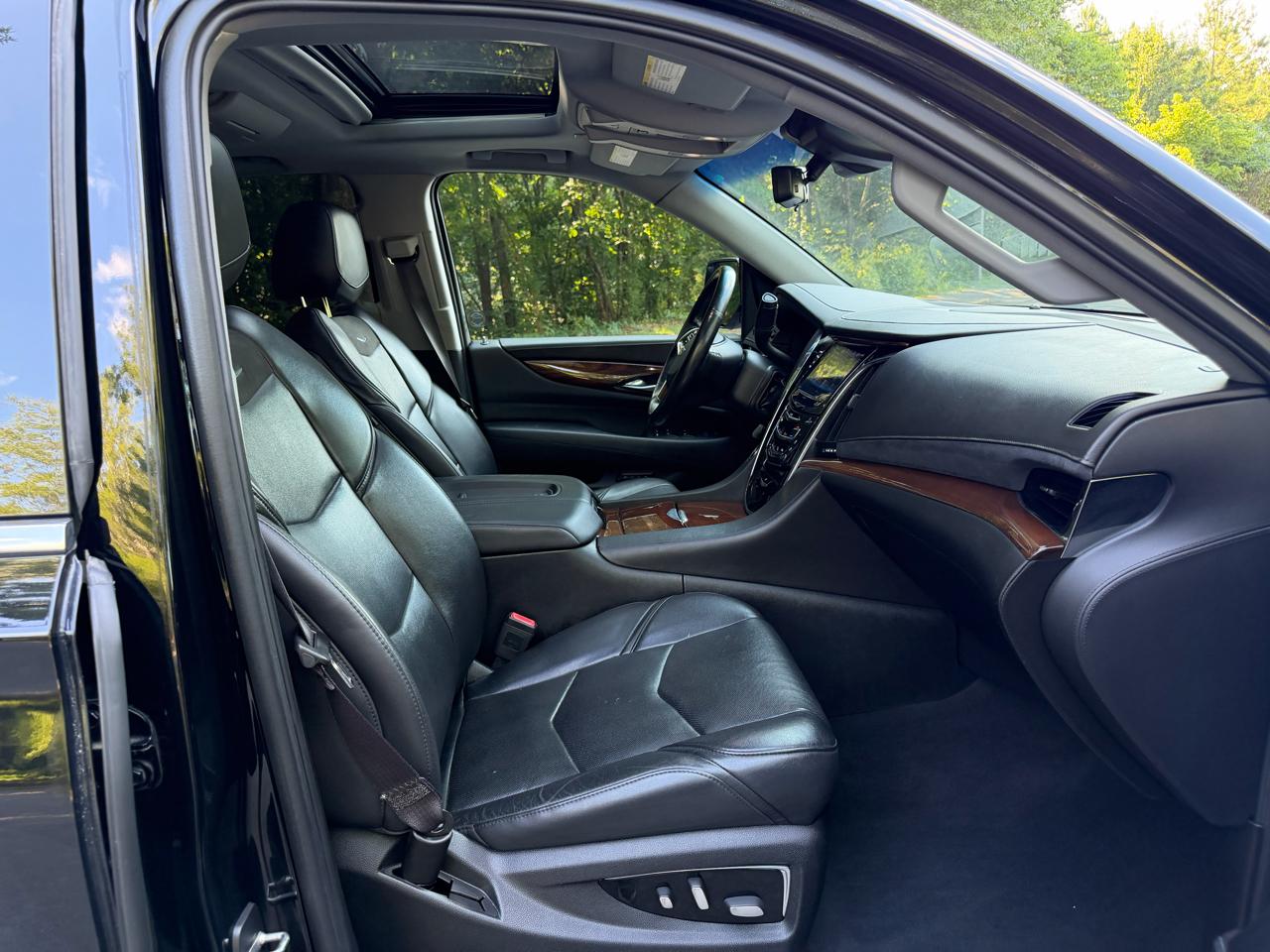 Cadillac Escalade 4WD 2017