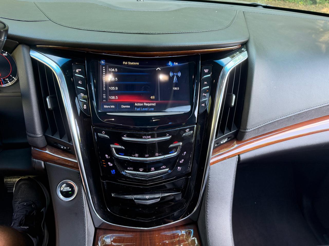 Cadillac Escalade 4WD 2017