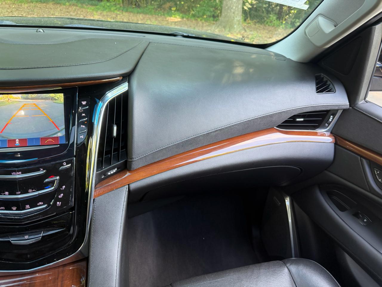Cadillac Escalade 4WD 2017